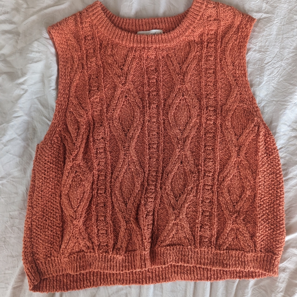 Universal Thread Sweater Vest